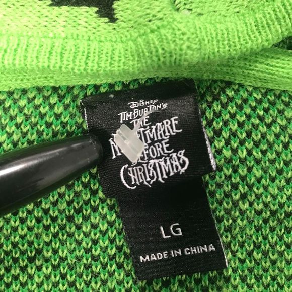 Disney Tim Burton's The Nightmare Before Christmas Oogie Boogie Cardigan - L - Picture 3 of 7